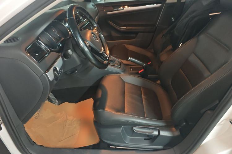 Used Volkswagen Sagitar 2018 280TSI DSG Ignite Edition Left Front Seat