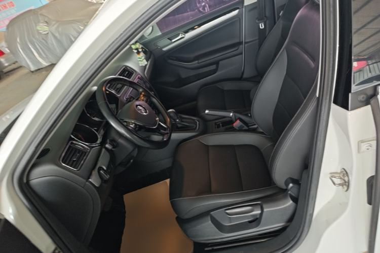 Used Volkswagen Sagitar 2018 1.6L Automatic Comfort Model Left Front Seat