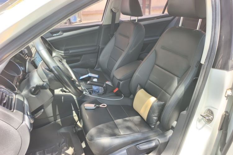 Used Volkswagen Sagitar 2018 1.6L Automatic Comfort Model Left Front Seat