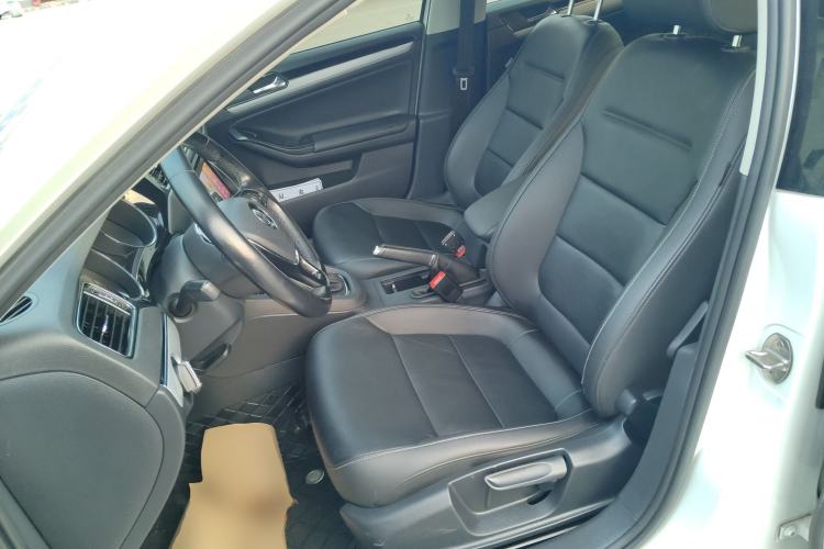 Used Volkswagen Sagitar 2018 280TSI DSG Ignite Edition Left Front Seat
