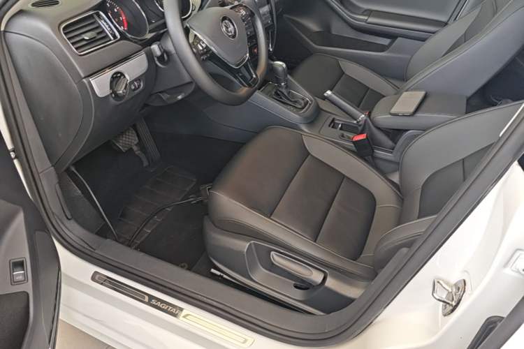 Used Volkswagen Sagitar 2018 1.6L Automatic Comfort Model Left Front Seat