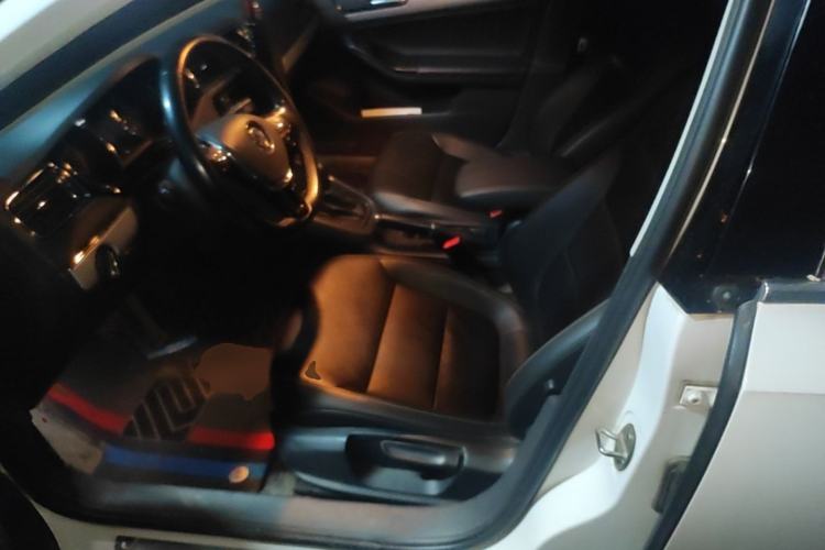 Used Volkswagen Sagitar 2018 280TSI DSG Comfort Model Left Front Seat