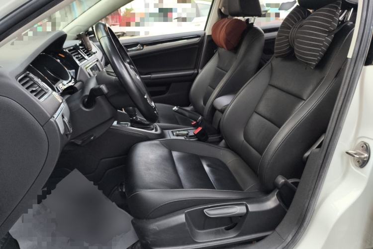 Used Volkswagen Sagitar 2018 1.6L Automatic Comfort Model Left Front Seat