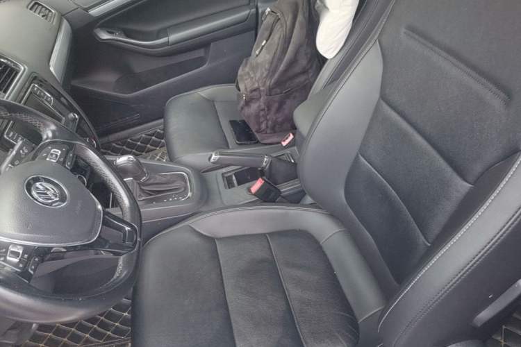 Used Volkswagen Sagitar 2018 280TSI DSG Ignite Edition Left Front Seat