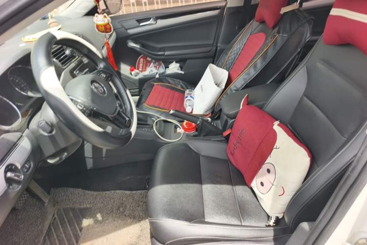 Used Volkswagen Sagitar 2018 1.6L Automatic Comfort Model Left Front Seat