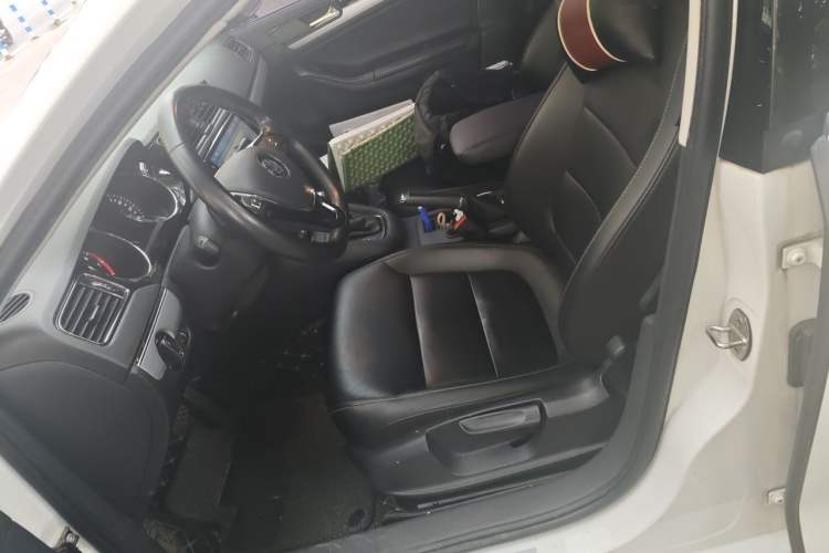 Used Volkswagen Sagitar 2018 1.6L Automatic Comfort Model Left Front Seat