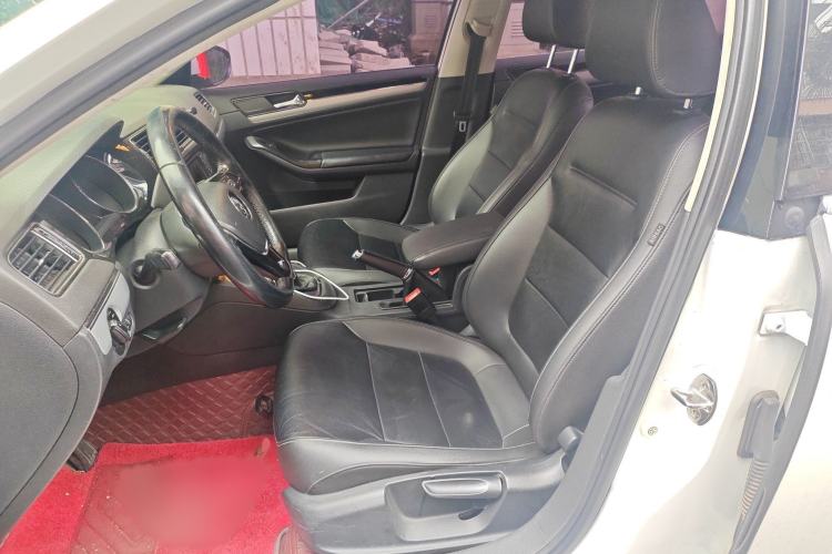 Used Volkswagen Sagitar 2018 280TSI DSG Ignite Edition Left Front Seat