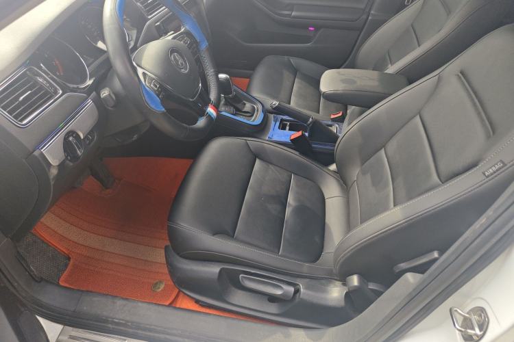 Used Volkswagen Sagitar 2018 1.6L Automatic Comfort Model Left Front Seat