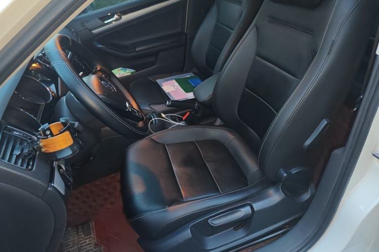 Used Volkswagen Sagitar 2018 280TSI DSG Comfort Model Left Front Seat
