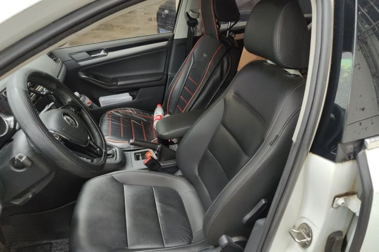 Used Volkswagen Sagitar 2018 280TSI DSG Ignite Edition Left Front Seat