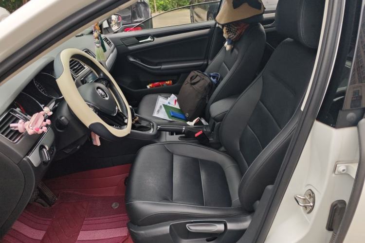 Used Volkswagen Sagitar 2018 280TSI DSG Ignite Edition Left Front Seat
