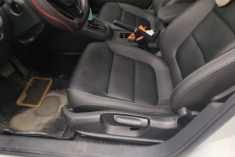 Used Volkswagen Sagitar 2018 1.6L Automatic Comfort Model Left Front Seat