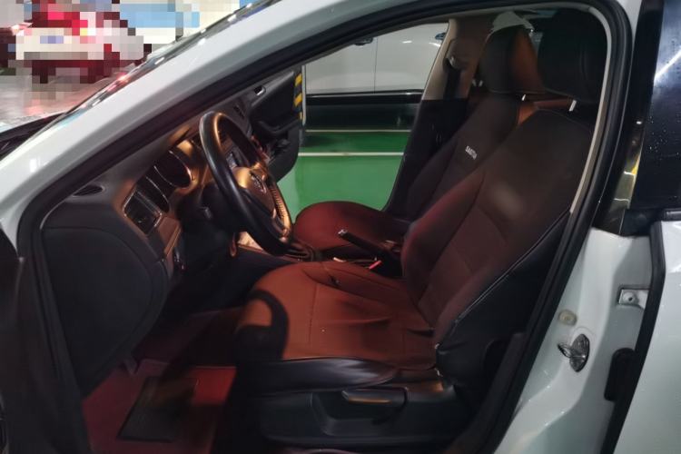Used Volkswagen Sagitar 2018 1.6L Automatic Fashion Model Left Front Seat