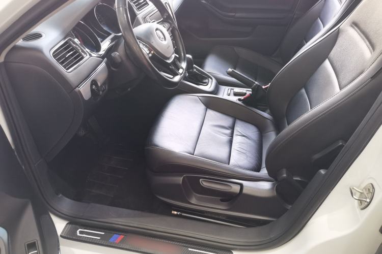 Used Volkswagen Sagitar 2018 280TSI DSG Comfort Model Left Front Seat