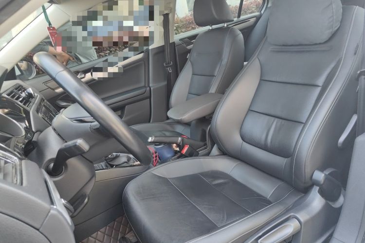 Used Volkswagen Sagitar 2018 1.6L Automatic Comfort Model Left Front Seat