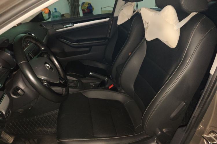 Used Volkswagen Sagitar 2018 1.6L Automatic Comfort Model Left Front Seat