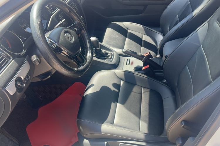 Used Volkswagen Sagitar 2018 280TSI DSG Comfort Model Left Front Seat