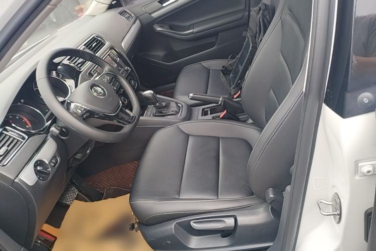 Used Volkswagen Sagitar 2018 280TSI DSG Comfort Model Left Front Seat