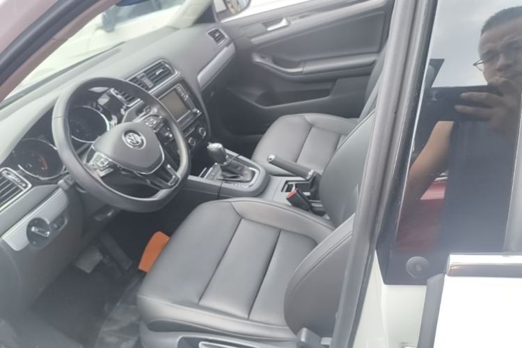 Used Volkswagen Sagitar 2018 280TSI DSG Ignite Edition Left Front Seat