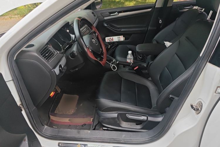 Used Volkswagen Sagitar 2018 280TSI DSG Ignite Edition Left Front Seat
