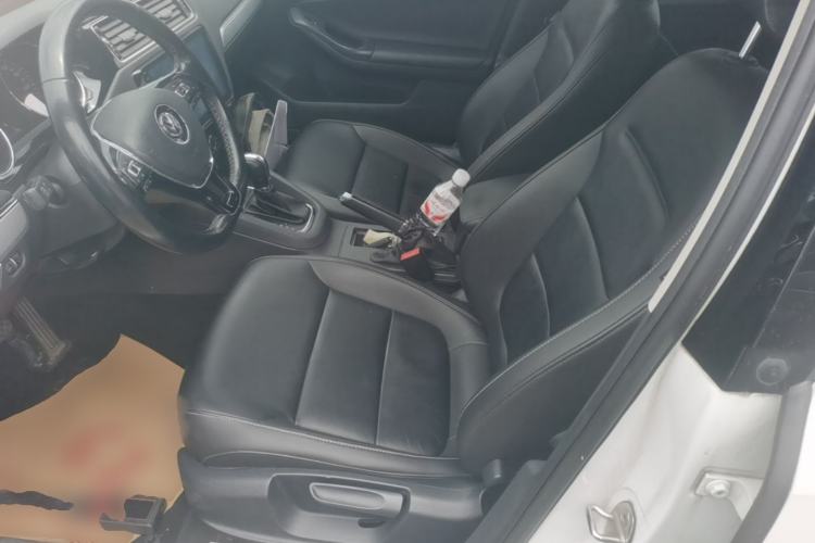 Used Volkswagen Sagitar 2018 1.6L Automatic Comfort Model Left Front Seat