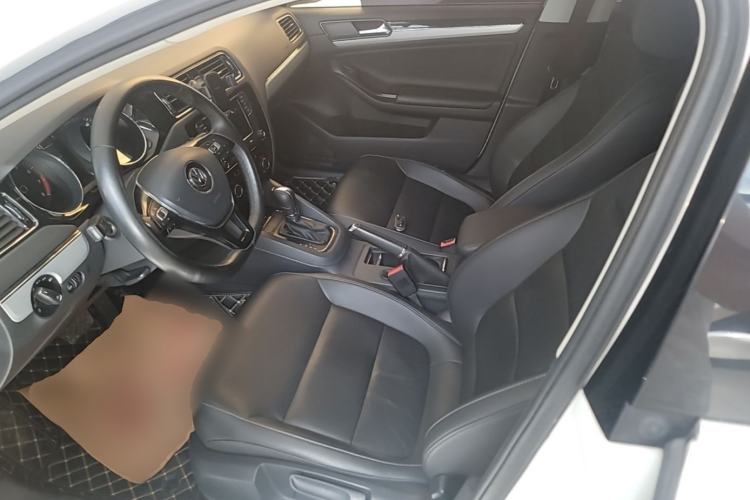 Used Volkswagen Sagitar 2018 1.6L Automatic Comfort Model Left Front Seat