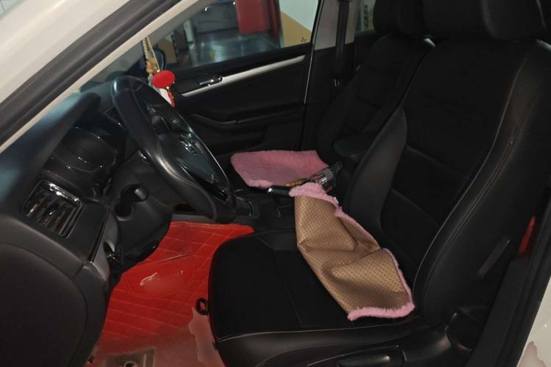 Used Volkswagen Sagitar 2018 280TSI DSG Ignite Edition Left Front Seat