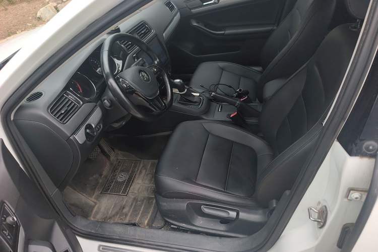 Used Volkswagen Sagitar 2018 280TSI DSG Ignite Edition Left Front Seat