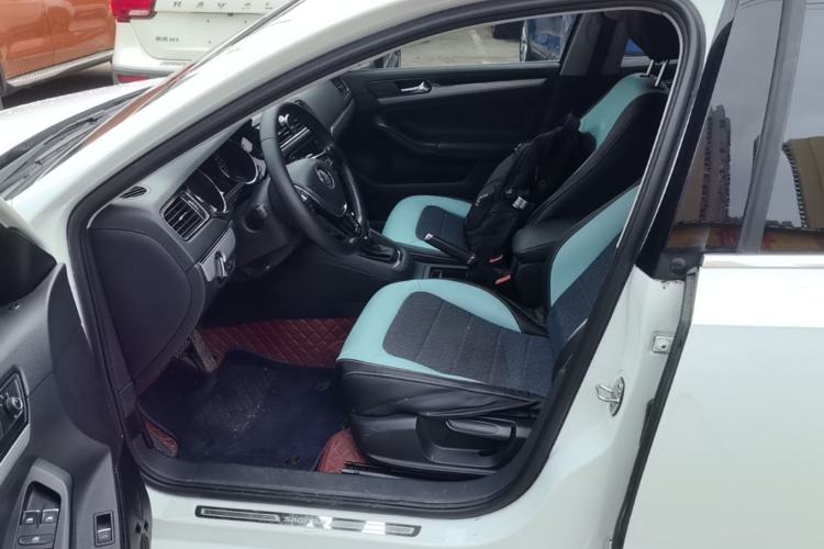 Used Volkswagen Sagitar 2018 280TSI DSG Comfort Model Left Front Seat