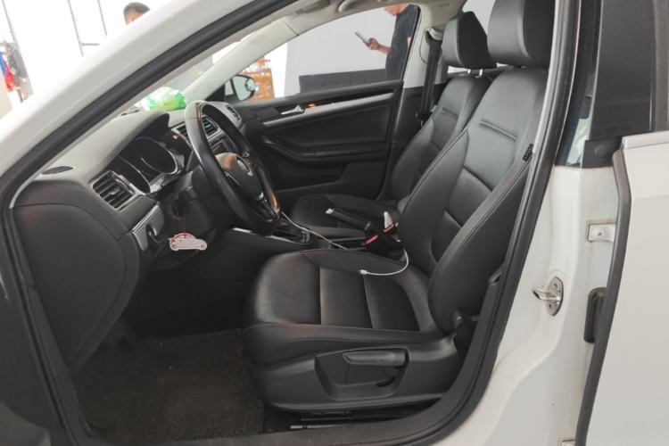 Used Volkswagen Sagitar 2018 280TSI DSG Ignite Edition Left Front Seat