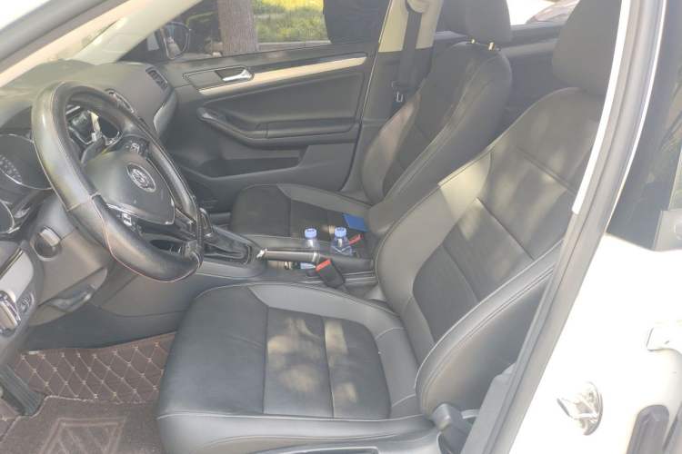 Used Volkswagen Sagitar 2018 1.6L Automatic Comfort Model Left Front Seat