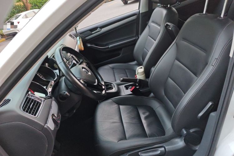 Used Volkswagen Sagitar 2018 1.6L Automatic Comfort Model Left Front Seat