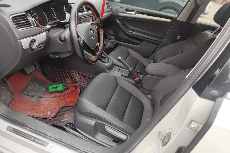 Used Volkswagen Sagitar 2018 180TSI DSG Prestige Edition Left Front Seat