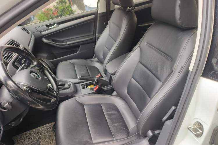 Used Volkswagen Sagitar 2018 280TSI DSG Ignite Edition Left Front Seat