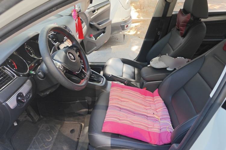 Used Volkswagen Sagitar 2018 1.6L Automatic Comfort Model Left Front Seat