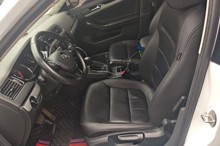 Used Volkswagen Sagitar 2018 280TSI DSG Ignite Edition Left Front Seat