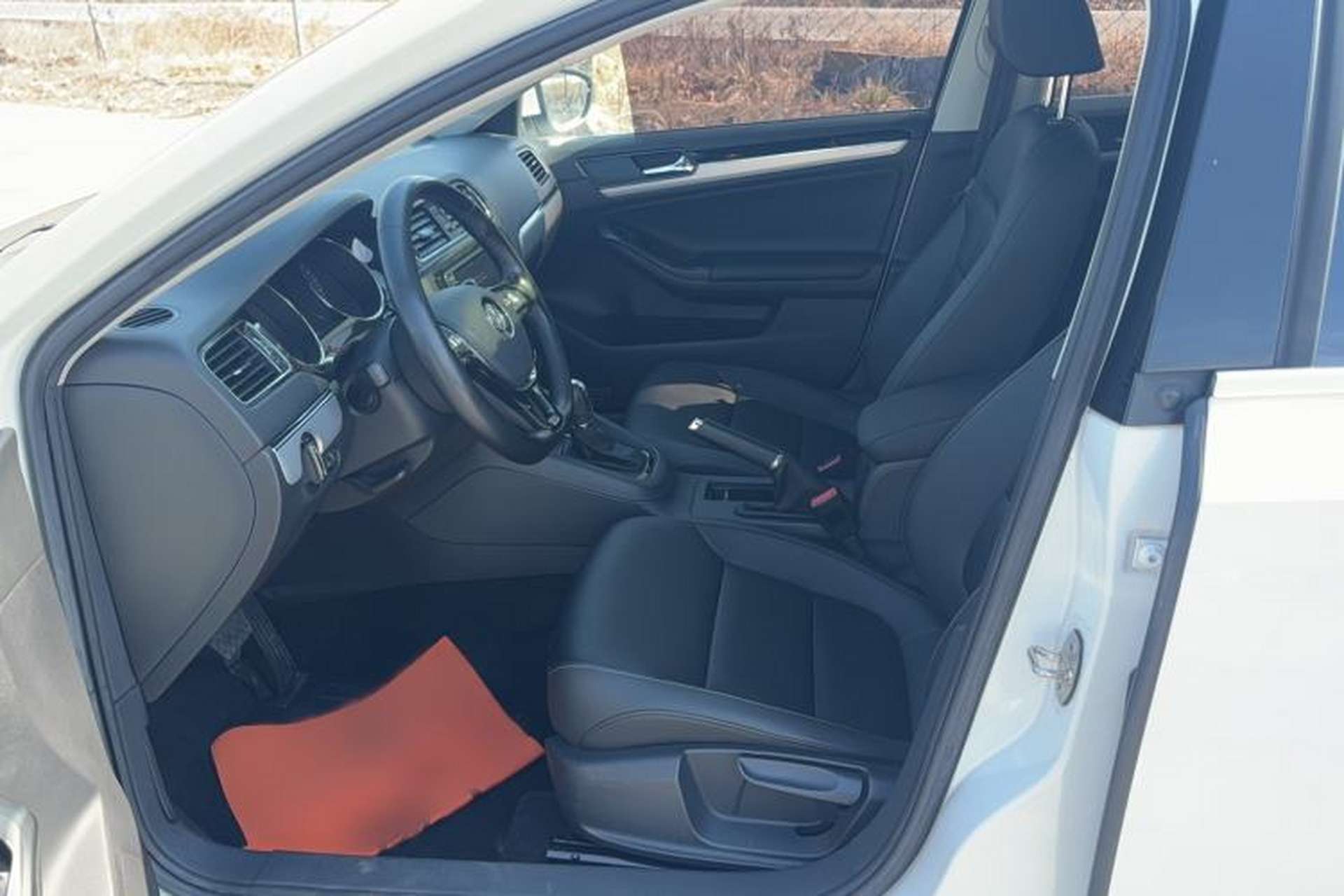 Used Volkswagen Sagitar 2018 1.6L Automatic Comfort Model Left Front Seat