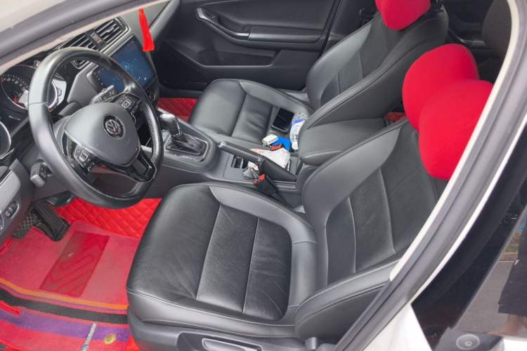 Used Volkswagen Sagitar 2018 280TSI DSG Ignite Edition Left Front Seat