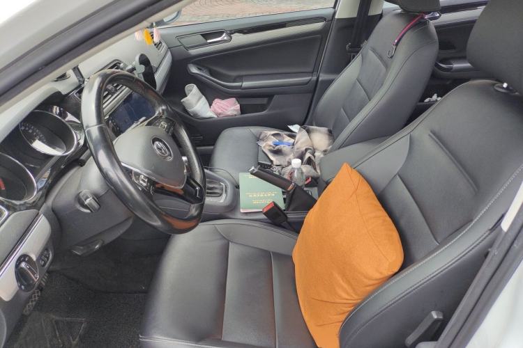 Used Volkswagen Sagitar 2018 1.6L Automatic Comfort Model Left Front Seat