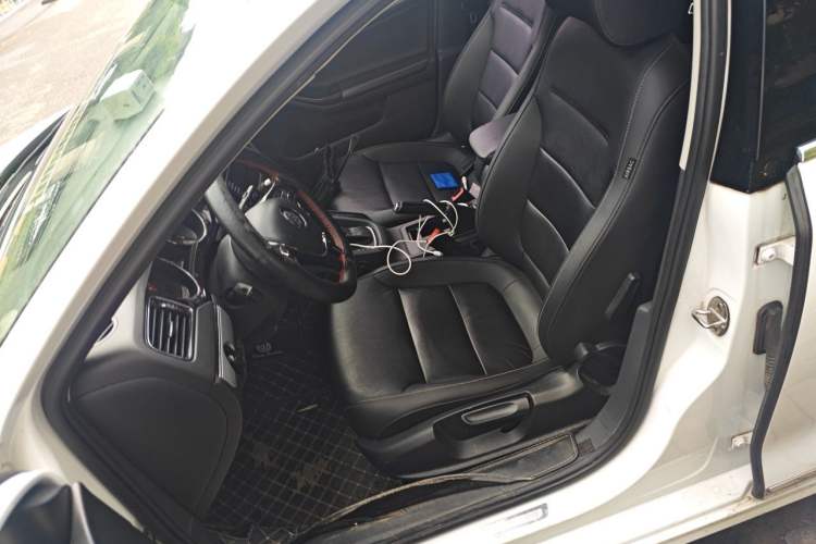 Used Volkswagen Sagitar 2018 1.6L Automatic Comfort Model Left Front Seat