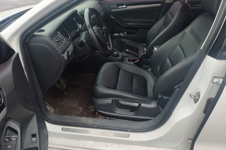 Used Volkswagen Sagitar 2018 280TSI DSG Ignite Edition Left Front Seat