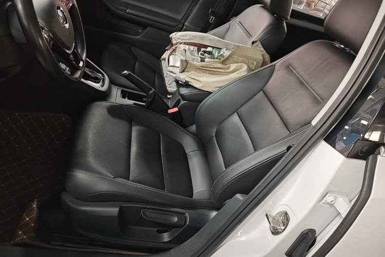 Used Volkswagen Sagitar 2018 1.6L Automatic Comfort Model Left Front Seat