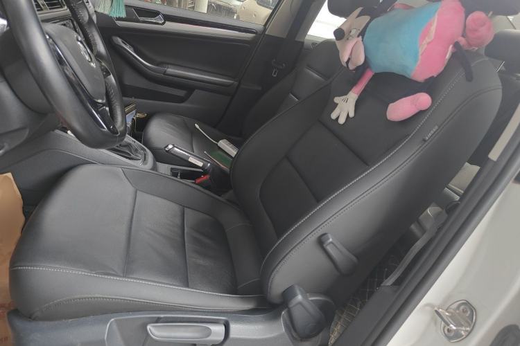 Used Volkswagen Sagitar 2018 1.6L Automatic Comfort Model Left Front Seat