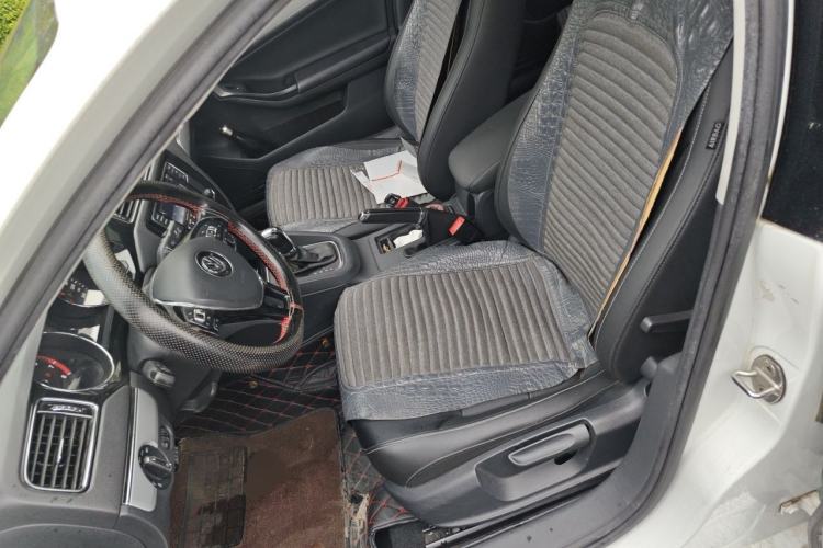 Used Volkswagen Sagitar 2018 1.6L Automatic Comfort Model Left Front Seat
