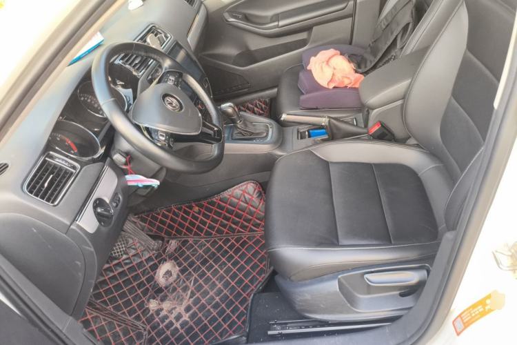 Used Volkswagen Sagitar 2018 280TSI DSG Ignite Edition Left Front Seat