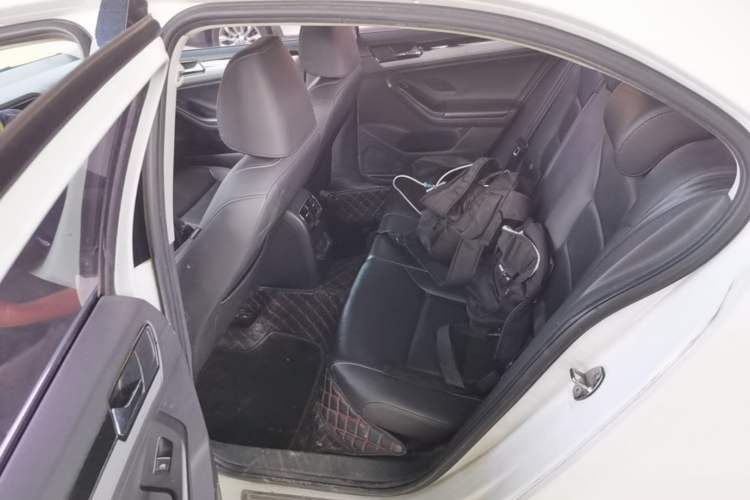 Used Volkswagen Sagitar 2018 1.6L Automatic Comfort Model Left Rear Seat