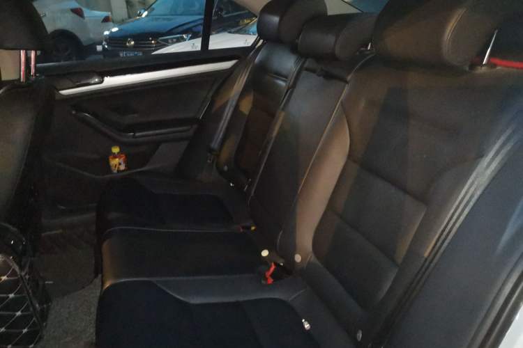 Used Volkswagen Sagitar 2018 1.6L Automatic Comfort Model Left Rear Seat