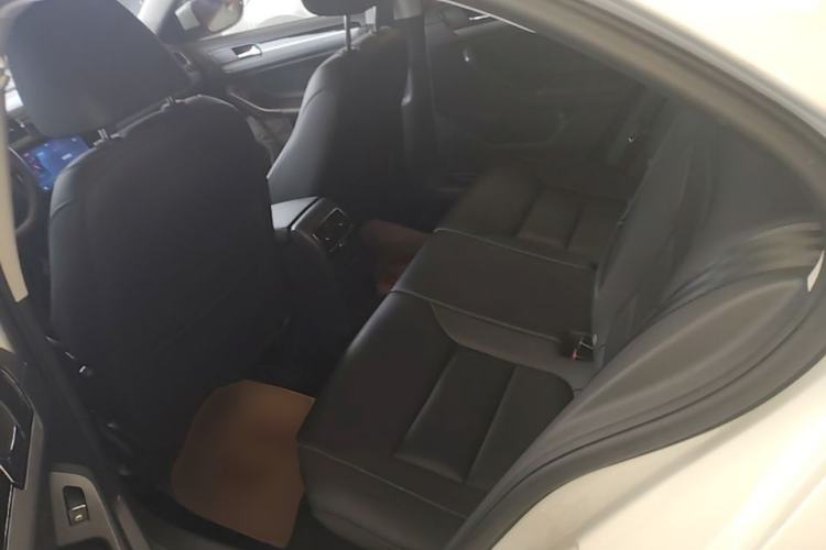 Used Volkswagen Sagitar 2018 1.6L Automatic Comfort Model Left Rear Seat