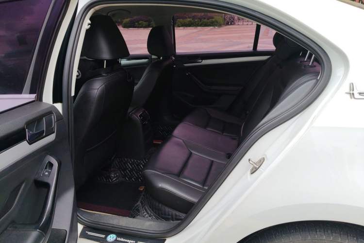 Used Volkswagen Sagitar 2018 280TSI DSG Ignite Edition Left Rear Seat