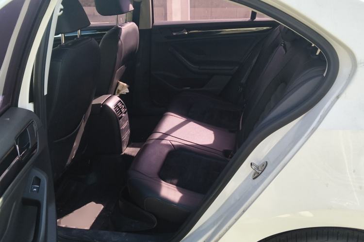 Used Volkswagen Sagitar 2018 280TSI DSG Luxury Model Left Rear Seat